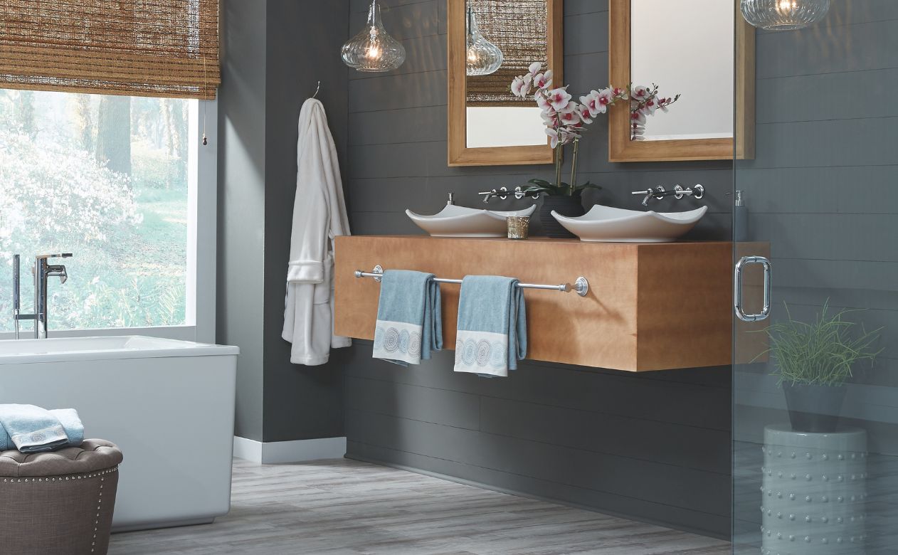 luxury bath design for Brookfield and Sturtevant homes at Floortech Interiors