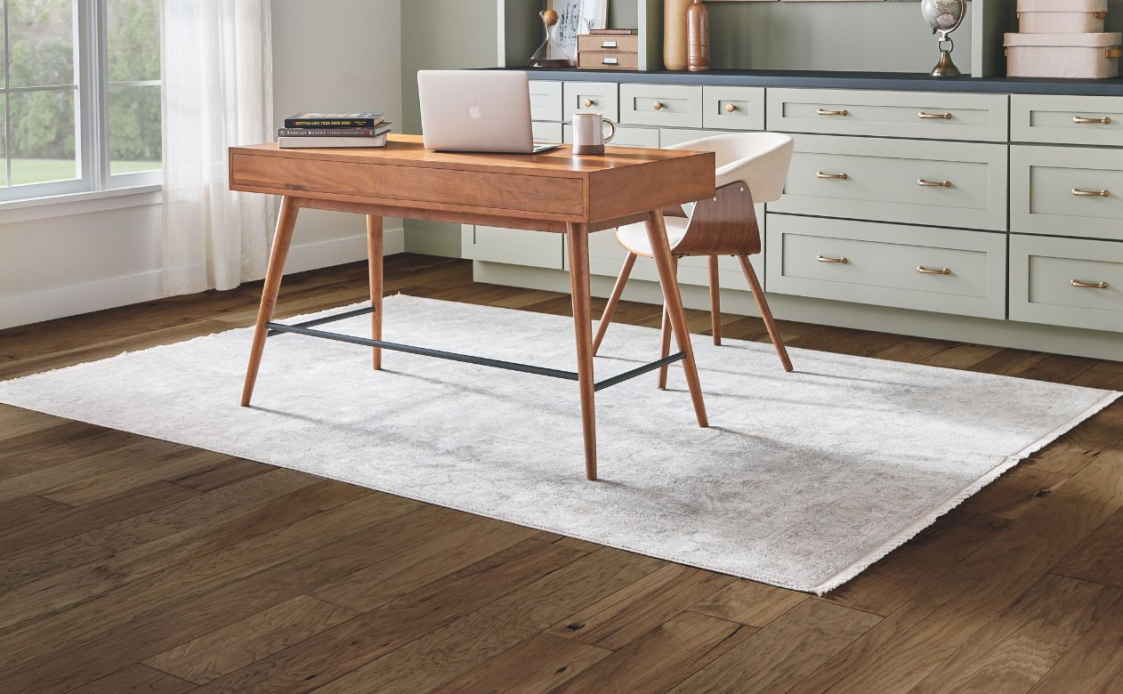 area rug in a Sturtevant home office